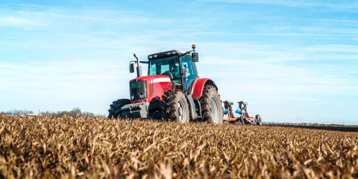 Row Crop Tractor Market Supply-Demand, Industry Research And End User Analysis And Outlook Till 2033