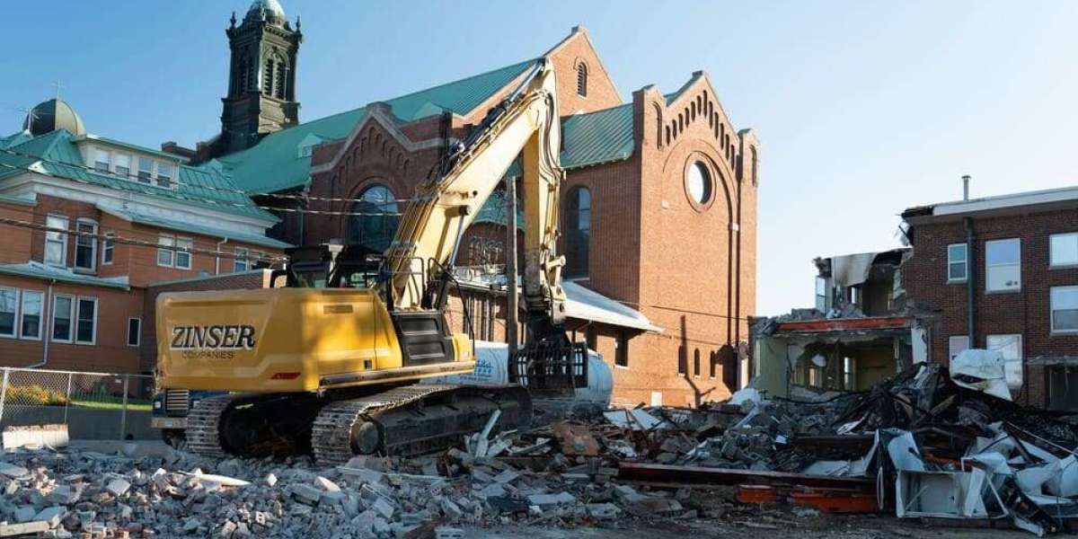 Transforming Spaces: The Essentials of Home Demolition in Your Area