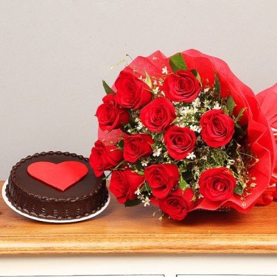 Valentine Gift Hampers | Send Valentine Hampers For Her & Him Online - OyeGifts