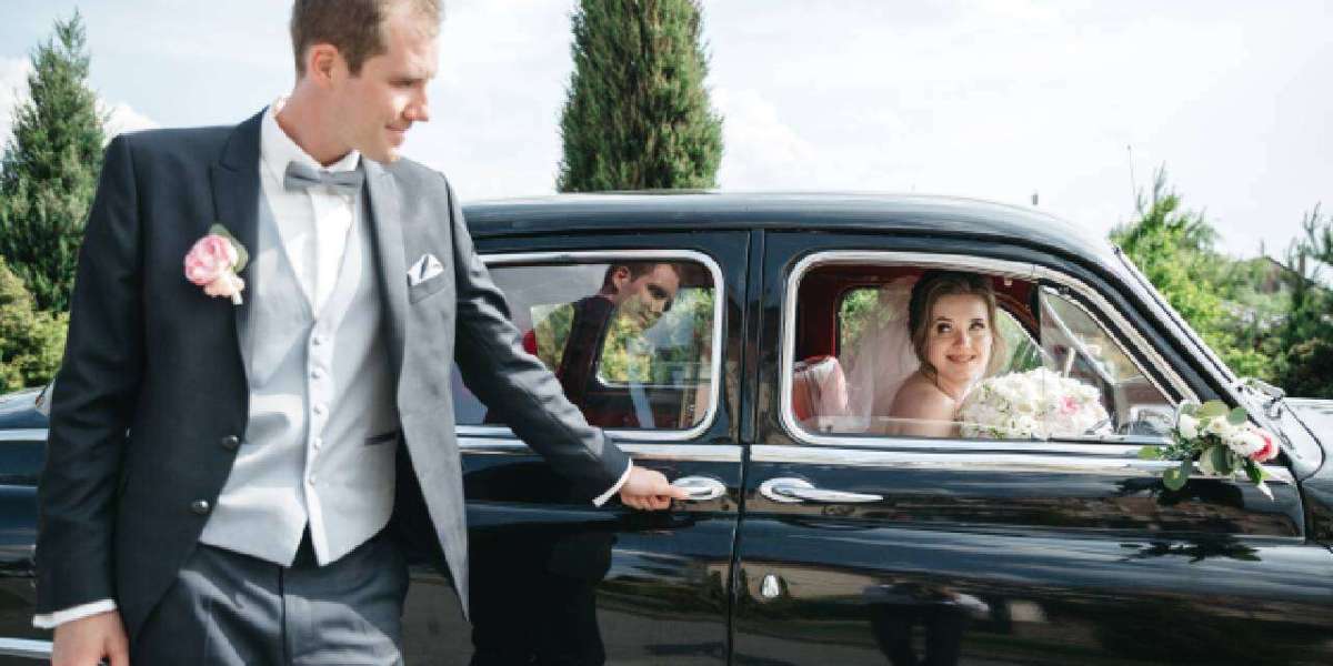 Discover 7 Convincing Reasons to Opt for Wedding Limo Services