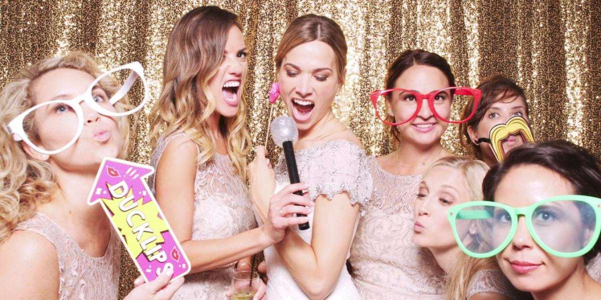 The Ultimate Guide to Astro Mirror Photo Booth Magic