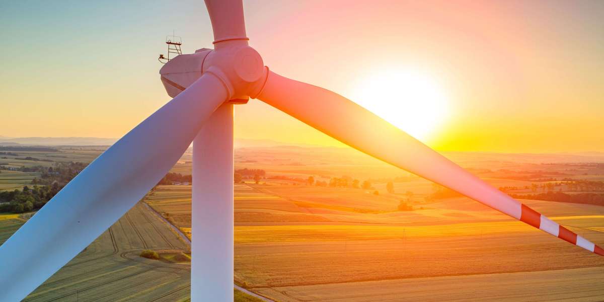 How many countries are accepting solar power?