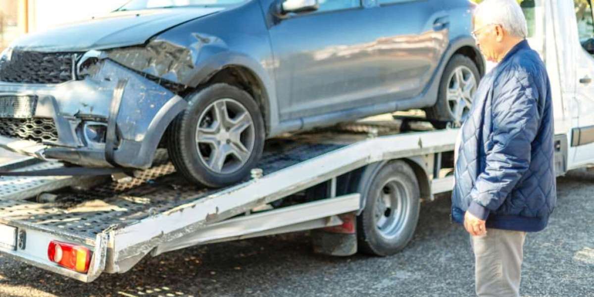 An essential guide to flatbed truck towing and its uses!