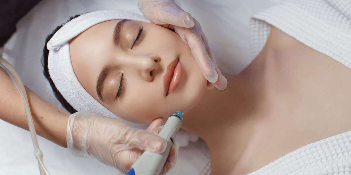 Unveiling Radiant Skin: HydraFacial Treatment in Riyadh