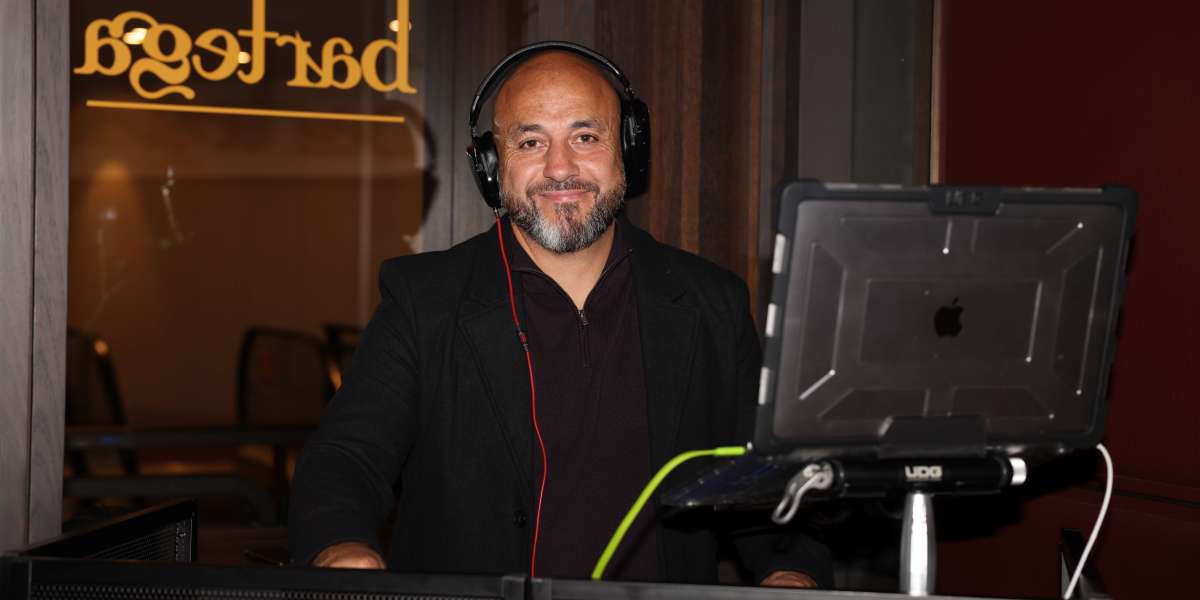 From Classics to Contemporary: DJ Dee's Journey at Bartega!