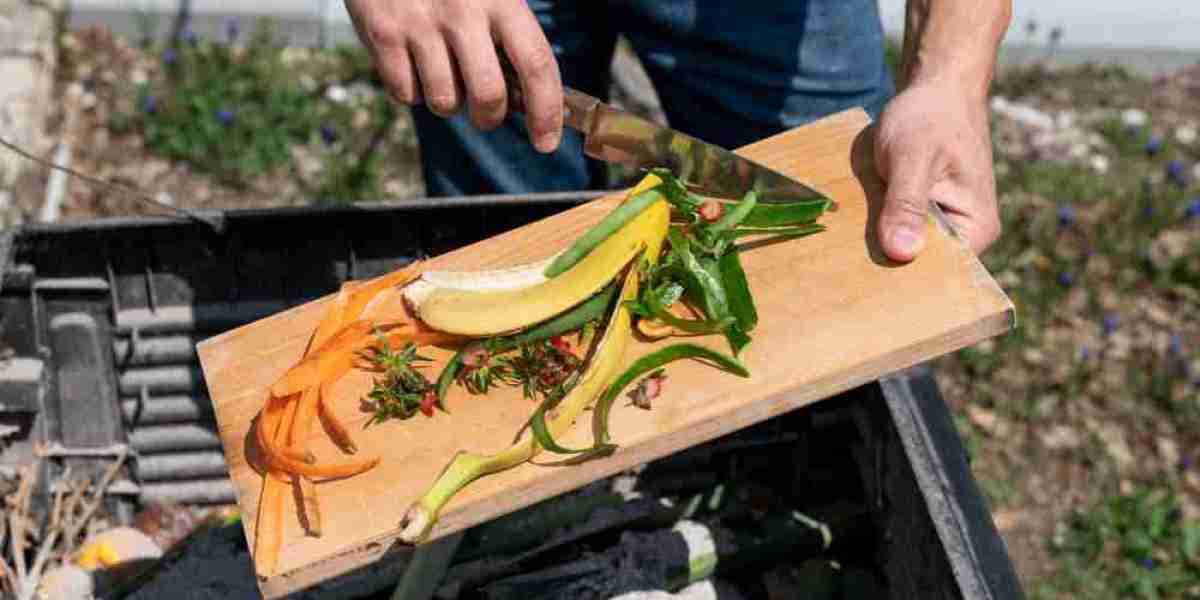 Food Waste Disposal Service Market Innovation Trends and New Business Models by 2032