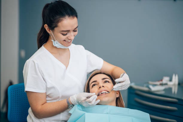 Unlocking Bright Smiles: Your Guide to Finding a General Dentist in Miami Lakes | by Oakspringsdental | Mar, 2024 | Medium