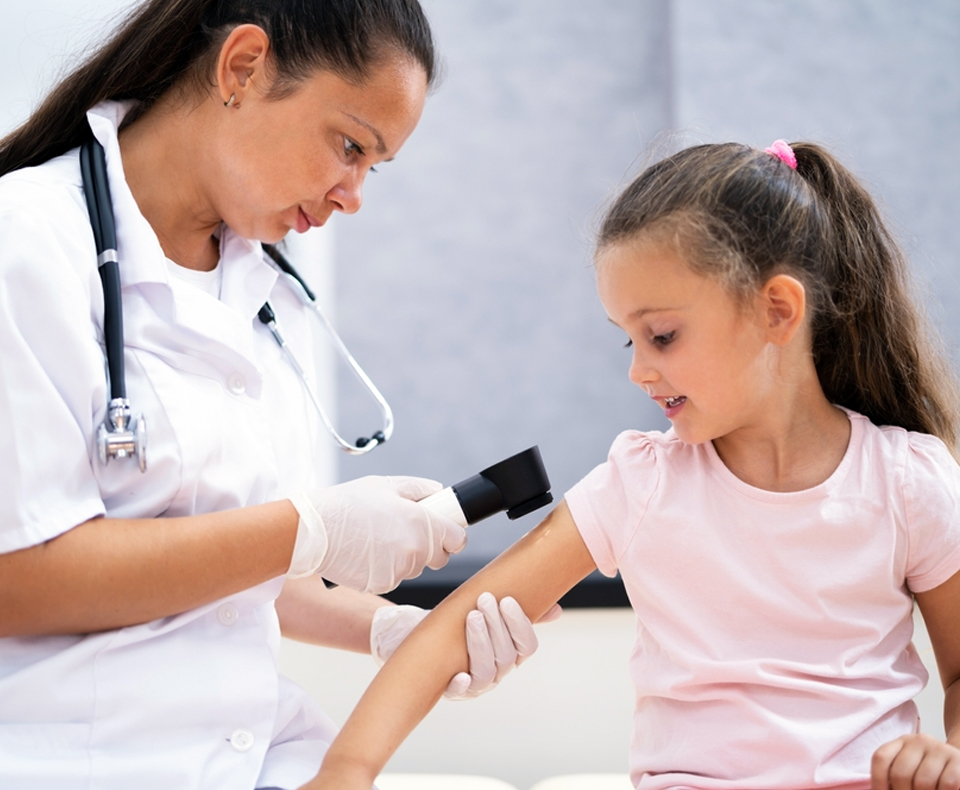 Navigating Skin Health For Children: The Role Of Pediatric Dermatologists In London