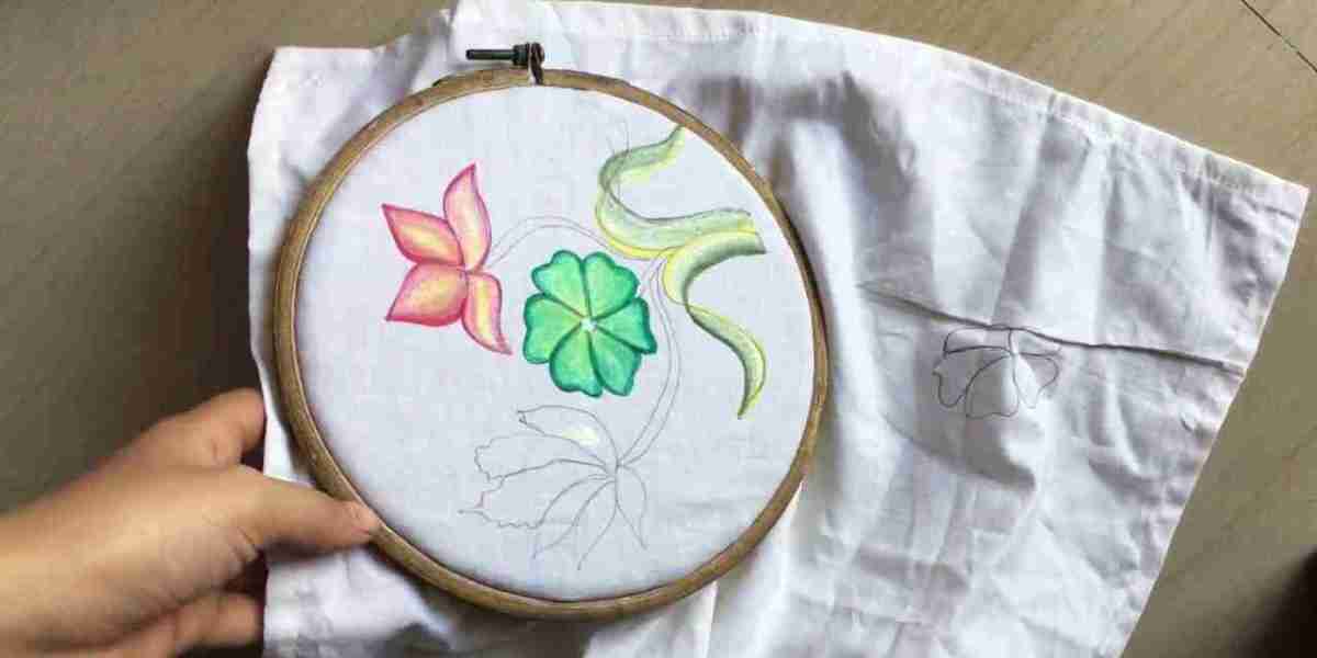 A Guide to Online Fabric Painting Classes