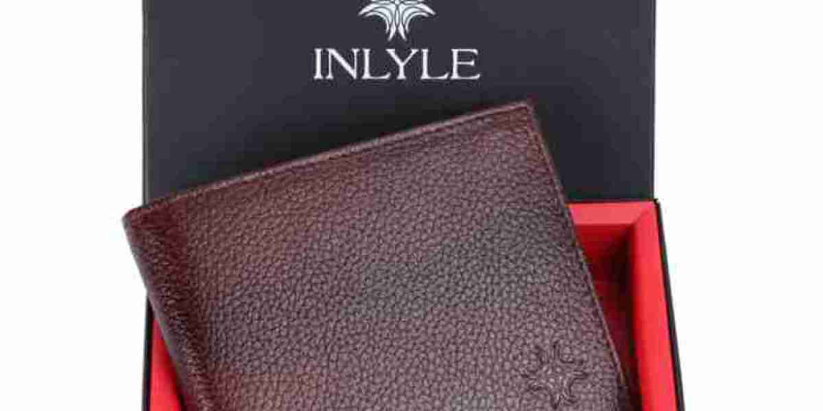 Premium Leather Men's Wallet with RFID Protection: Stylish Security for Your Essentials