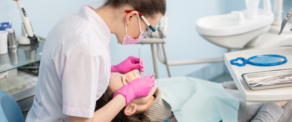 Get The Wisdom Teeth Treatment And Overcome Serious Dental Issues - Hawthorn East Dental
