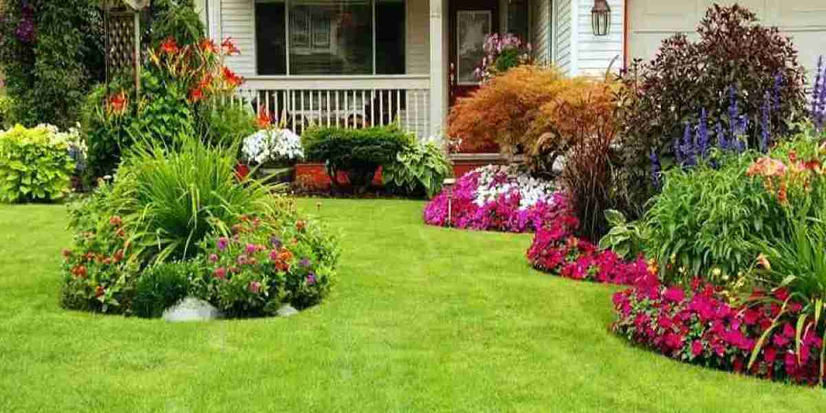 Professional Garden Maintenance Services: Enhancing Your Outdoor Oasis