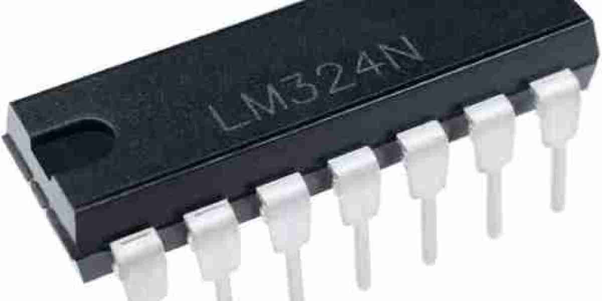 What is an LM324 IC