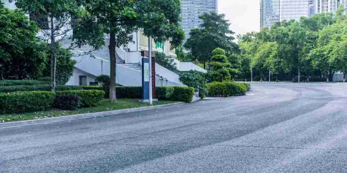 The Ultimate Guide to Residential Asphalt Paving