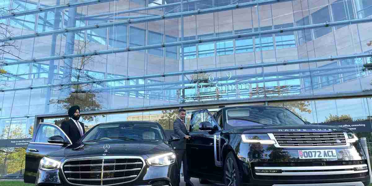 Luxury Chauffeur Services: Experience the Elegance of Mercedes-Benz E-Class and S-Class in London