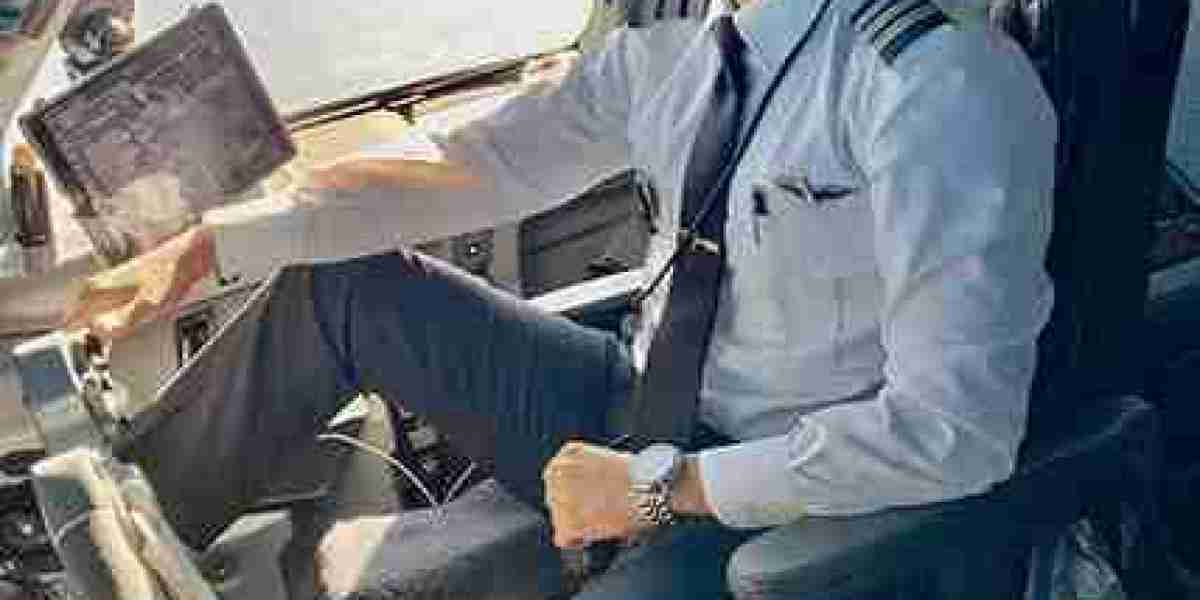 how to become an airline pilot