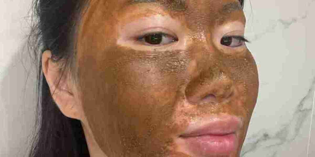 Mastering the Art of Skin Rejuvenation with Dermamelan Peel in Dubai