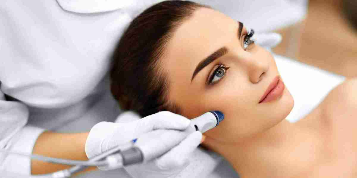 Embracing Radiant Skin: The Hydrafacial Treatment Phenomenon in Riyadh