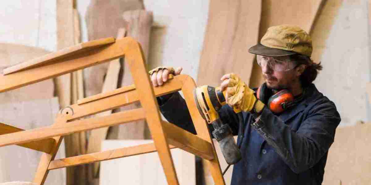 Custom Carpentry Mississauga: Your Go-To Small Jobs Contractor Handyman