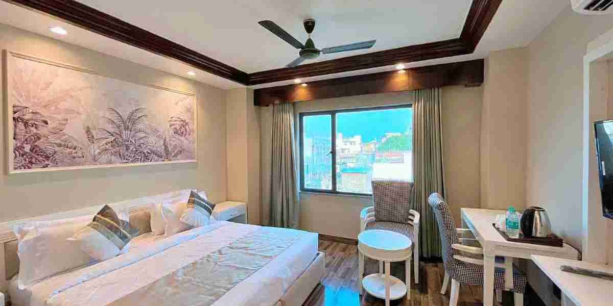 Experience at Comfort Best Hotels in Lajpat Nagar