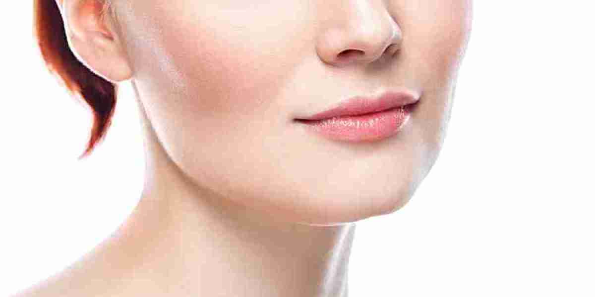 The Contouring: Cheek Augmentation Is the Better Way to Go
