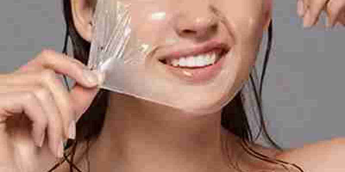 Dubai's Dermatology Secret: Unveiling Chemical Peeling Benefits