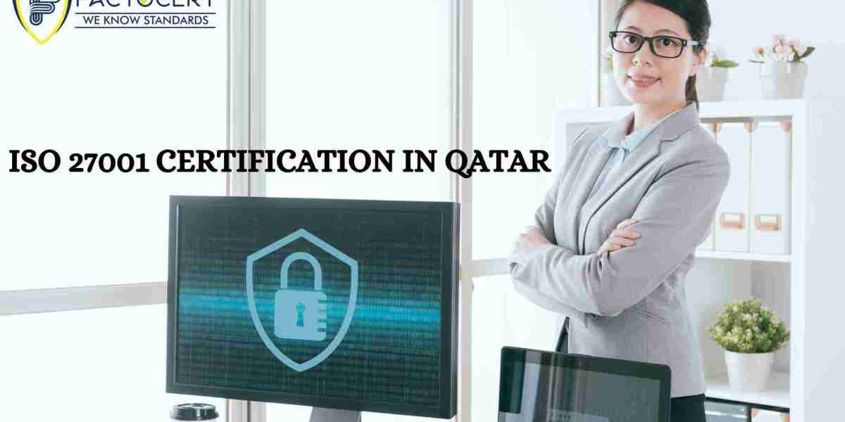 How do consultants play a role in Qatar’s ISO 27001 certification process?