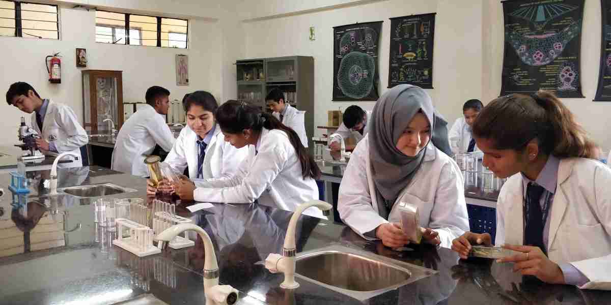 Explore the Best Top CBSE Schools in Noida - Aster Institutions