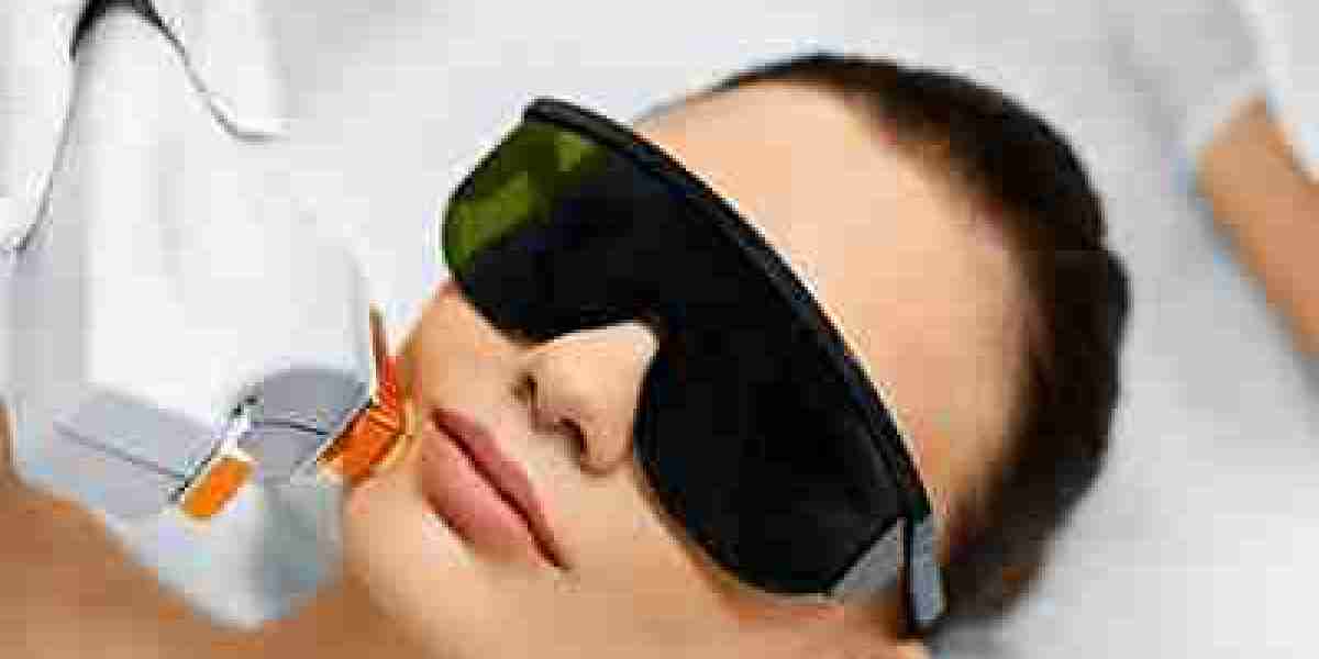The Pros and Cons of Laser Treatments in Dubai