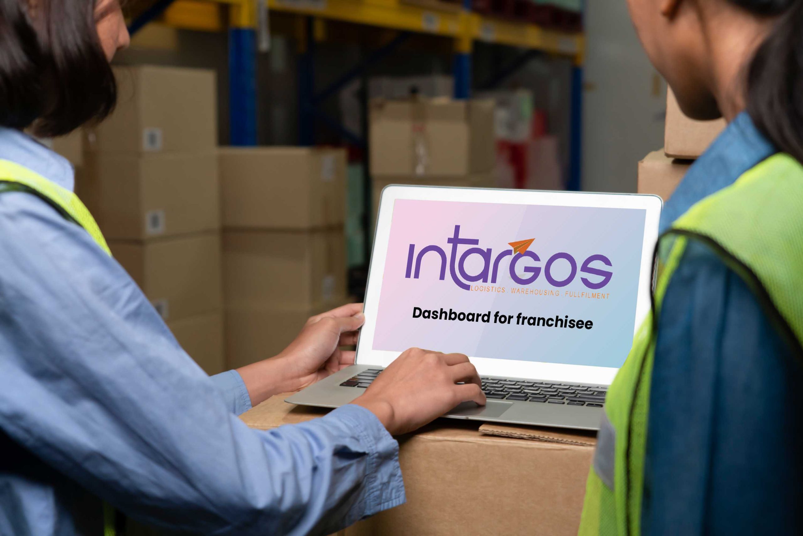 Learn How the Courier & Package Tracking System Actually Works