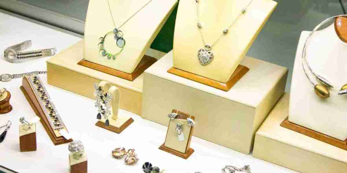 The Charm of Your Local Jewelry Shop