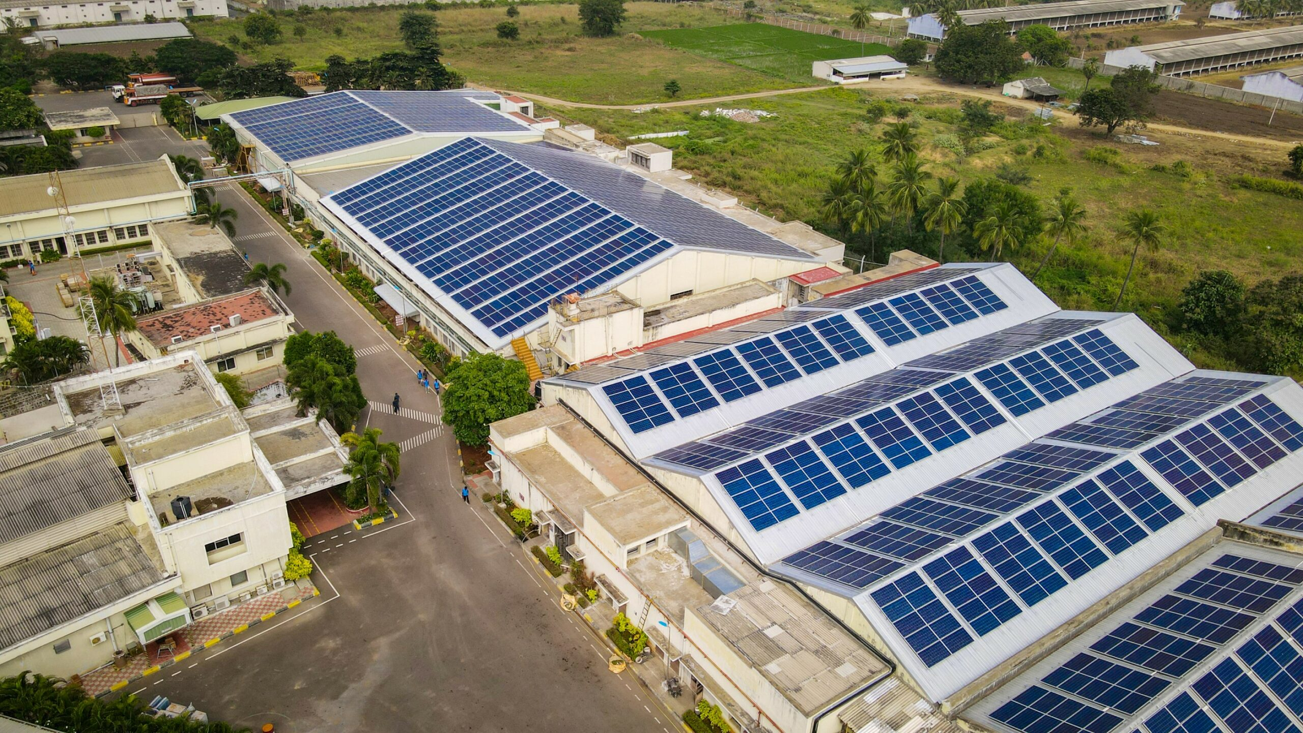 Industrial Solar Panels Installation in Gurgaon for Businesses
