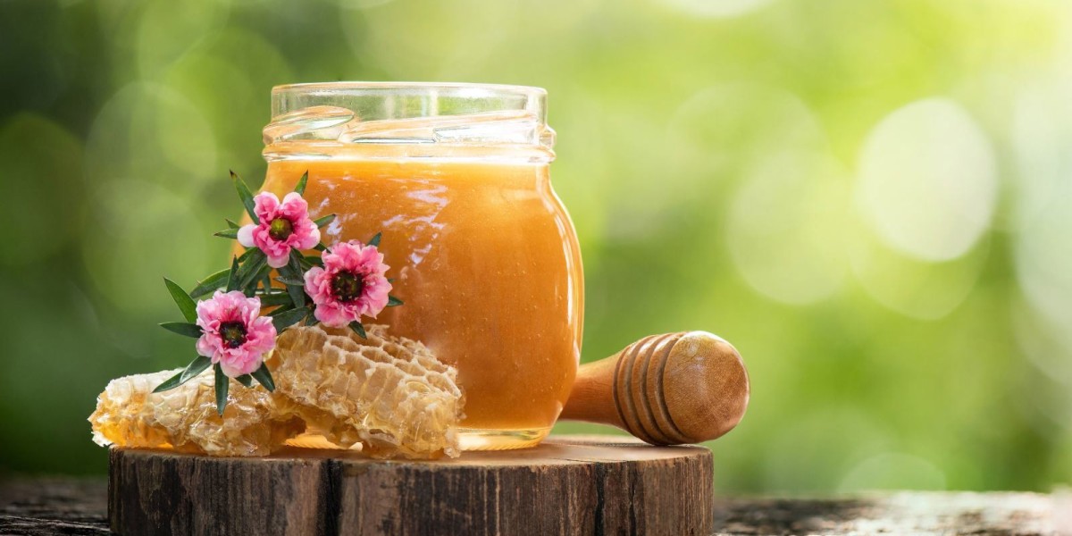 This Isn’t Just Honey—It’s the Strongest Natural Remedy in Your Pantry