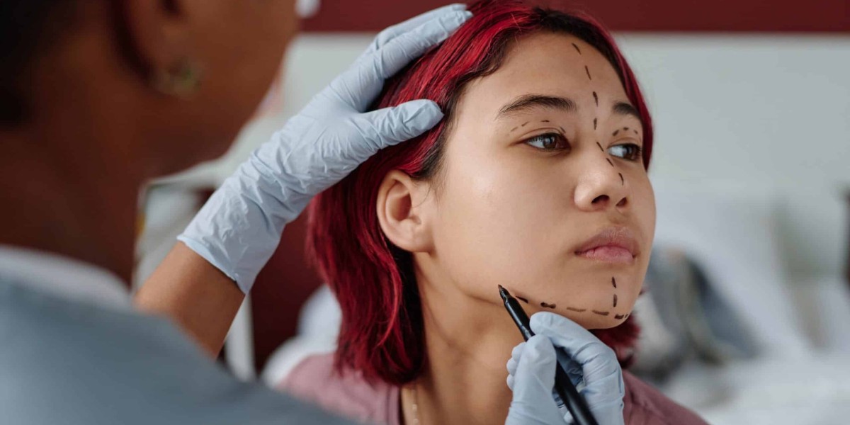 Eleganz und Exklusivität: Private Begleitungen in Frankfurt am Main