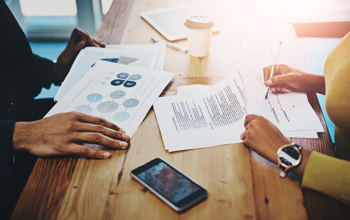 Contract Research Services: Boosting Innovation and Efficiency in Modern Businesses | by SARA Research | Oct, 2025 | Medium